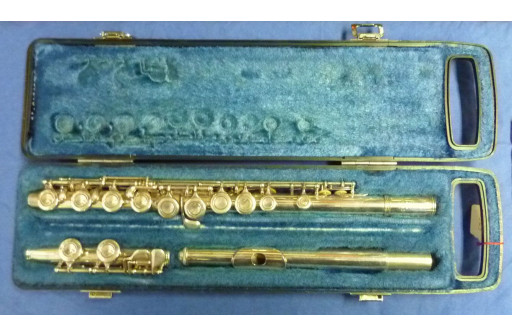 OCCASION FLUTE YAMAHA YFL 21S PLATEAUX PLEINS DECALEES